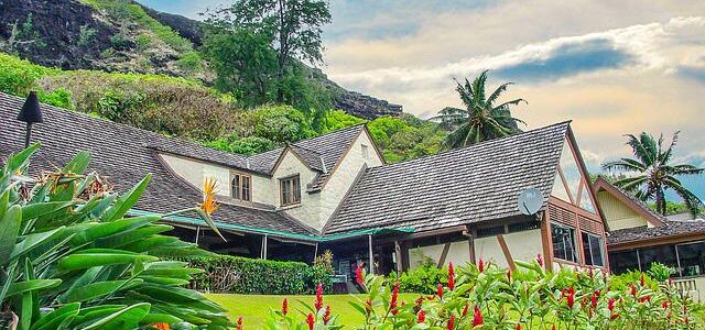 Want to Buy Investment Property in Hawaii? Hire a Property Manager