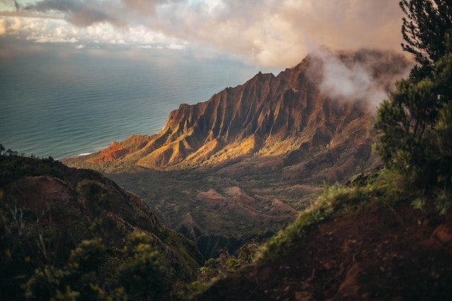 Hawaii cliff